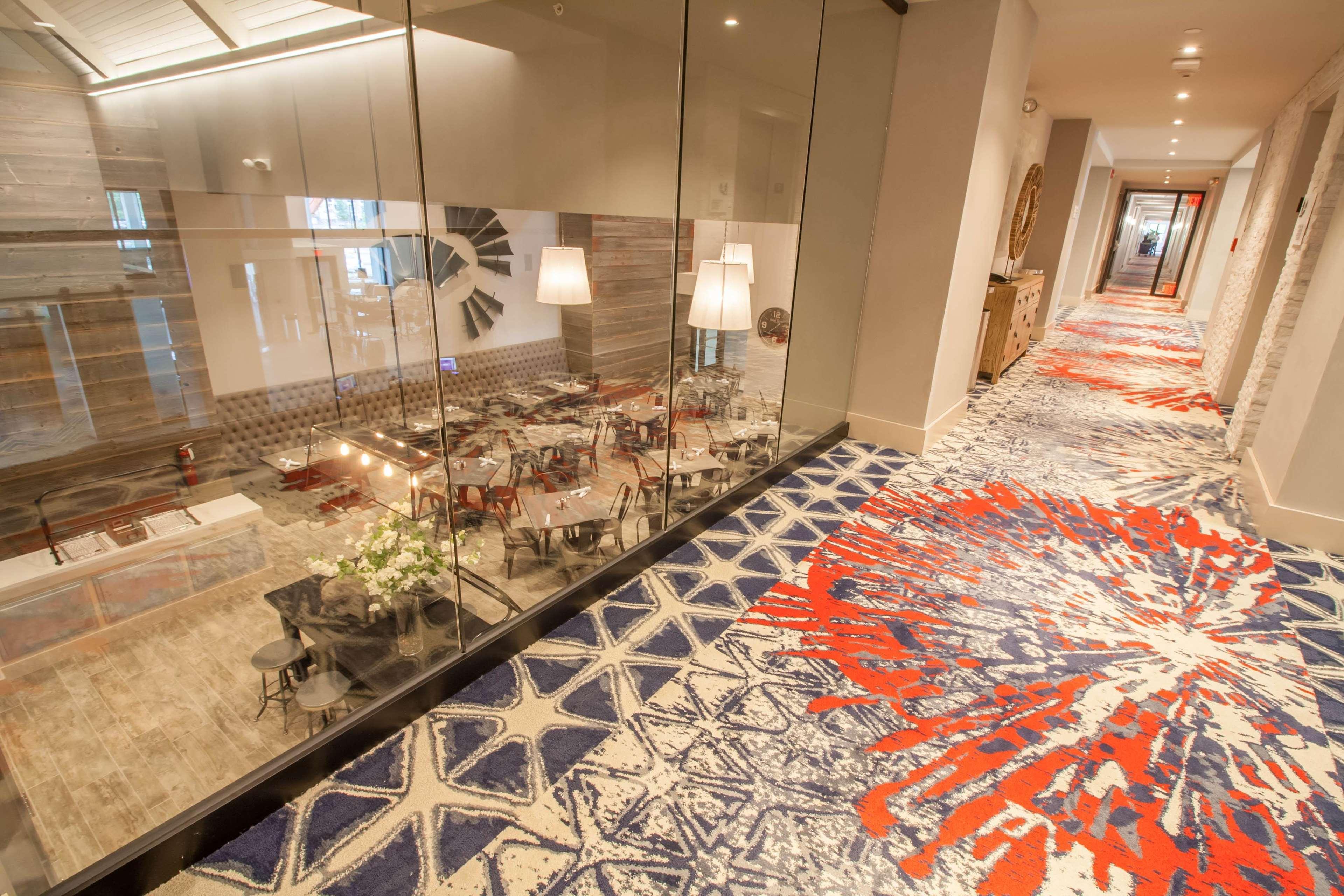 Hotel Renovo Des Moines Urbandale,Tapestry Collection Hilton Zewnętrze zdjęcie